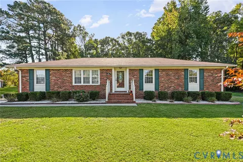8333 Colmar Dr, Mechanicsville, VA 23116
