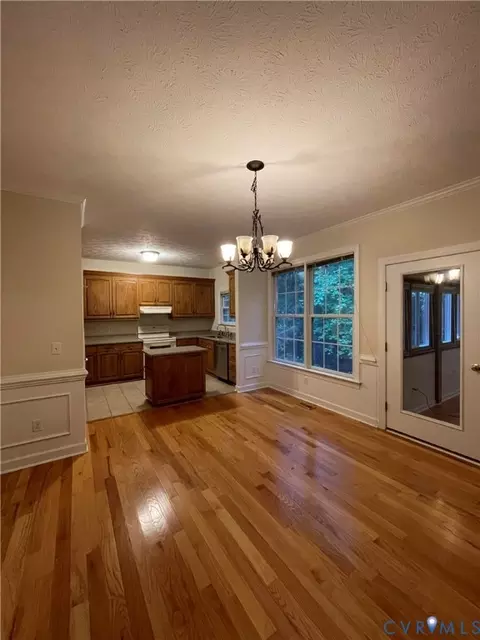 Dining - 9715 Woods Cross Rd, Gloucester, VA 23061 photo 1 of 1