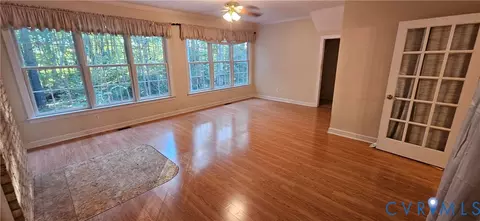 Living - 9715 Woods Cross Rd, Gloucester, VA 23061 photo 2 of 2