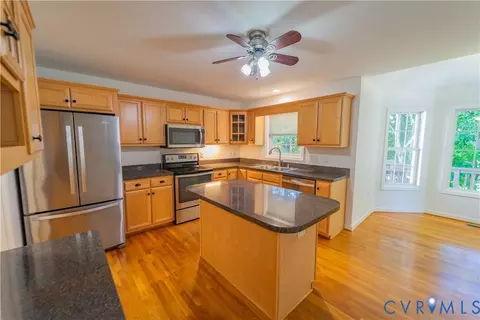 Kitchen - 618 Krim Point Loop, Midlothian, VA 23114 photo 1 of 3