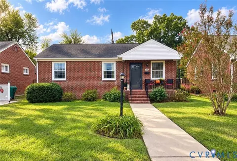 404 Ivey Ave, Colonial Heights, VA 23834