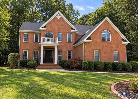 8206 Seaview Dr, Chesterfield, VA 23838