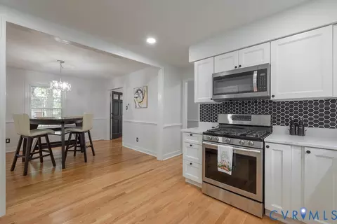Kitchen - 11840 Winfore Dr, Midlothian, VA 23113 photo 2 of 6