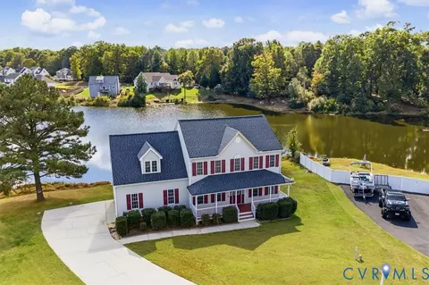 6623 Snow Geese Ln, Prince George, VA 23875