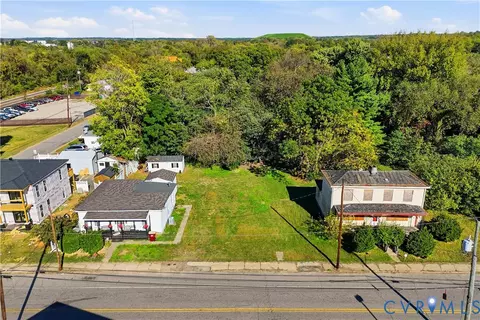 327 N Crater Rd, Petersburg, VA 23803