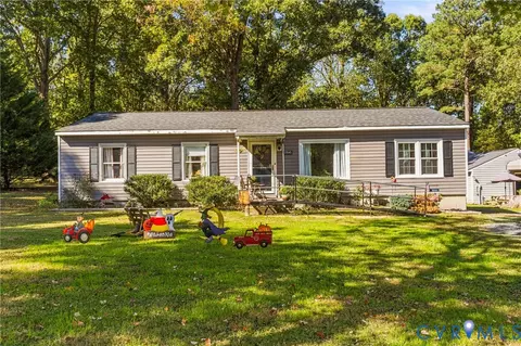 8840 Black Creek Rd, Quinton, VA 23141