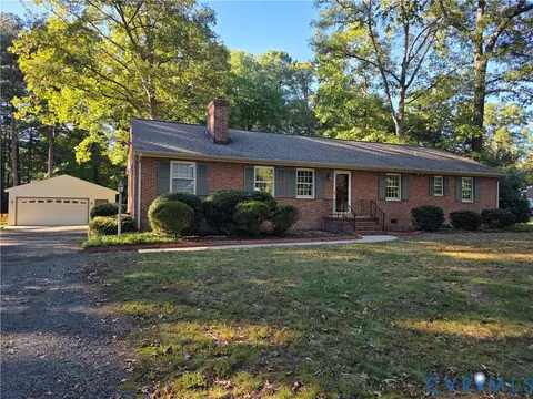 10995 Linderwood Dr, Mechanicsville, VA 23116
