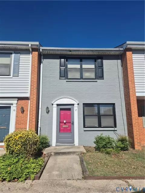 17 Jarratt Ct, Petersburg, VA 23803
