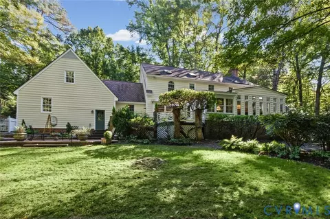 Exterior - 3520 Lansdowne Rd, Midlothian, VA 23113 photo 5 of 9