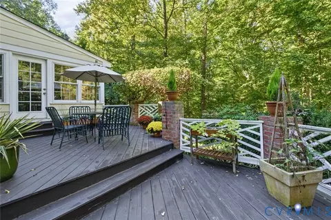 Exterior - 3520 Lansdowne Rd, Midlothian, VA 23113 photo 6 of 9