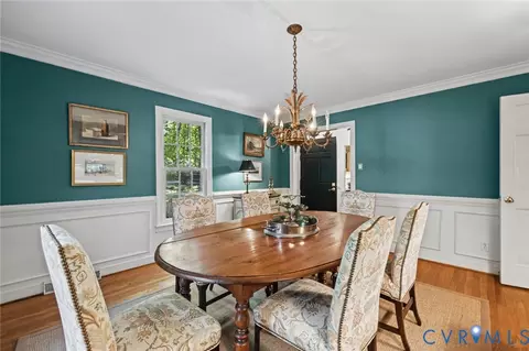 Dining - 3520 Lansdowne Rd, Midlothian, VA 23113 photo 3 of 6