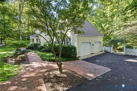Exterior - 3520 Lansdowne Rd, Midlothian, VA 23113 photo 4 of 9