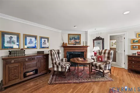 Living - 3520 Lansdowne Rd, Midlothian, VA 23113 photo 5 of 8