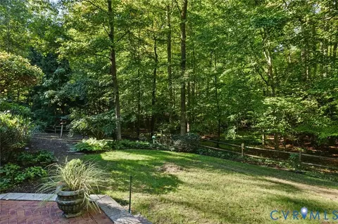 Exterior - 3520 Lansdowne Rd, Midlothian, VA 23113 photo 8 of 9