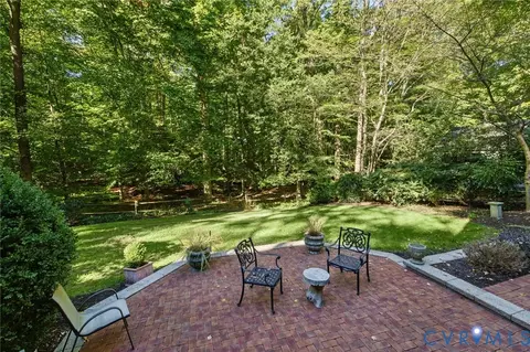 Exterior - 3520 Lansdowne Rd, Midlothian, VA 23113 photo 7 of 9