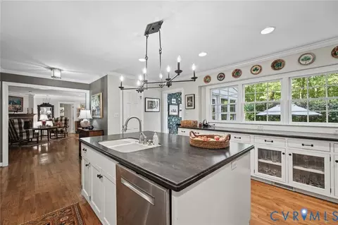 Kitchen - 3520 Lansdowne Rd, Midlothian, VA 23113 photo 5 of 5