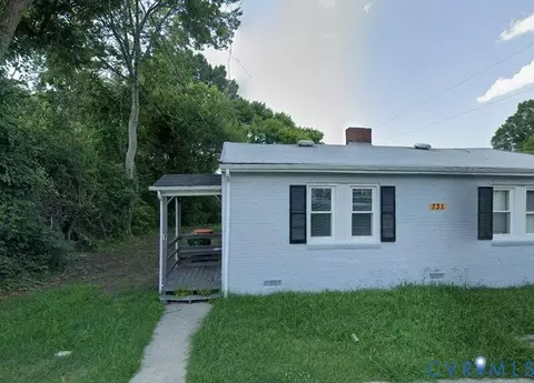731 Cameron St, Petersburg, VA 23803