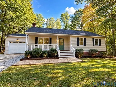6341 Springside Dr, Powhatan, VA 23139