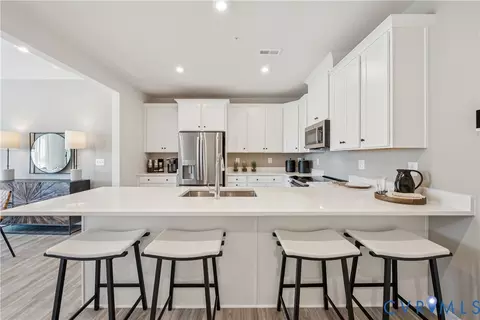 Kitchen - 3783 Tee Box Ln, Midlothian, VA 23112 photo 3 of 4