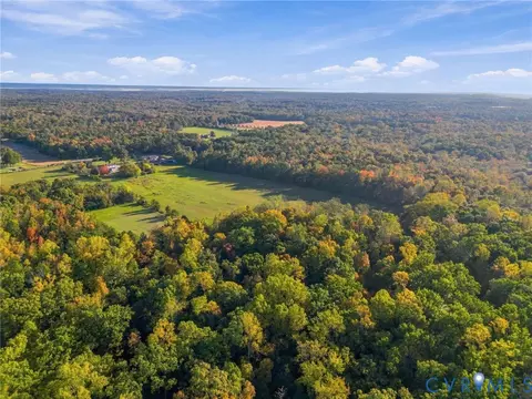 7387 Rural Point Rd, Mechanicsville, VA 23116