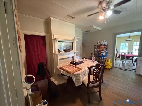 Dining - 739 General Puller Hwy, Saluda, VA 23149 photo 1 of 1