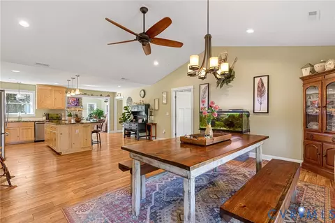 Dining - 3820 Upshaw Rd, Aylett, VA 23009 photo 2 of 3