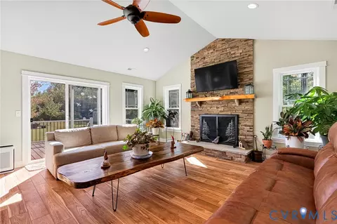 Living - 3820 Upshaw Rd, Aylett, VA 23009 photo 1 of 2