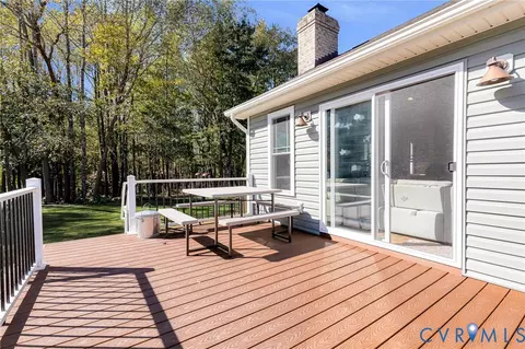 Exterior - 3820 Upshaw Rd, Aylett, VA 23009 photo 6 of 18
