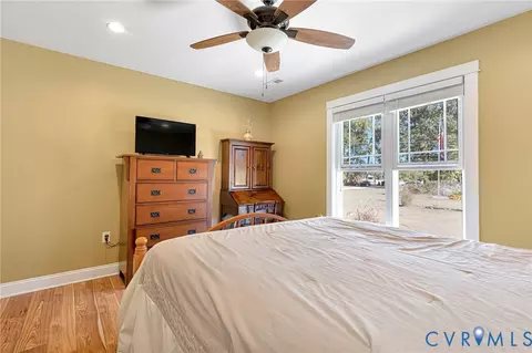 Bedroom - 3820 Upshaw Rd, Aylett, VA 23009 photo 6 of 7