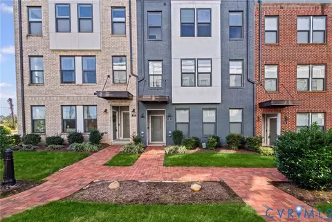 15 Flatwater Row #B, Henrico, VA 23231