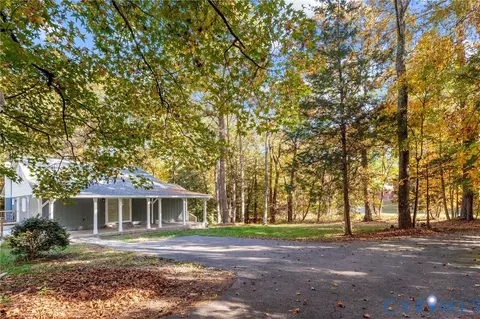 4560 E Williamsburg Rd, Sandston, VA 23150