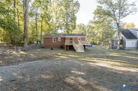 Exterior - 11110 Alanthus Rd, Midlothian, VA 23112 photo 9 of 11