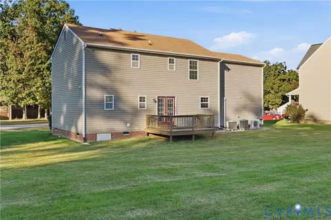 Exterior - 4023 Evelake Rd, North Chesterfield, VA 23237 photo 6 of 7