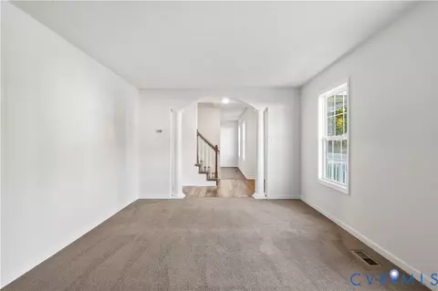 Living - 4023 Evelake Rd, North Chesterfield, VA 23237 photo 2 of 4