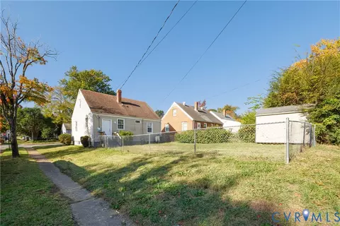 Exterior - 1010 E 17th St, Richmond, VA 23224 photo 5 of 6