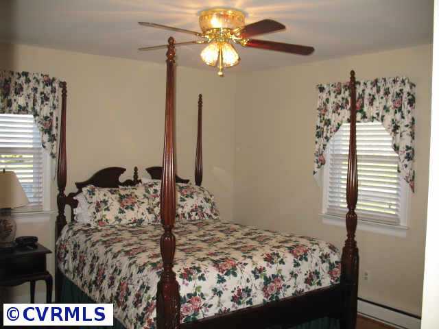3320 Kellynn Dr, Midlothian, VA 23112 photo 1