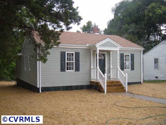 408 E Broad St, Blackstone, VA 23824 photo 1