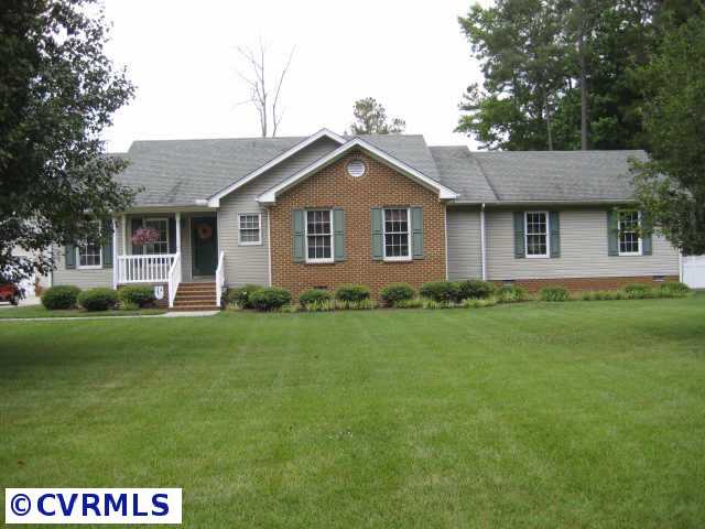 322 Jasper Ln, Waverly, VA 23890 photo 1