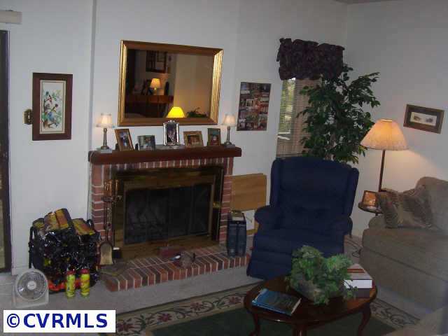 11802 N Briar Patch Dr, Midlothian, VA 23113 photo 1