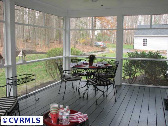 13318 Queensgate Rd, Midlothian, VA 23114 photo 1