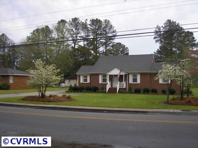 53 Church St, Windsor, VA 23487 photo 1