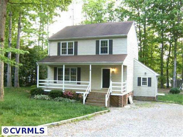 2818 Iverson Rd, Midlothian, VA 23112 photo 1