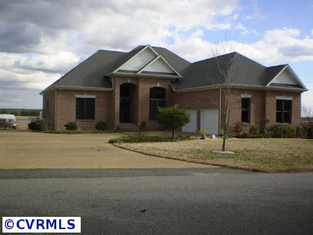 3570 Shoreline Dr, West Point, VA 23181 photo 1