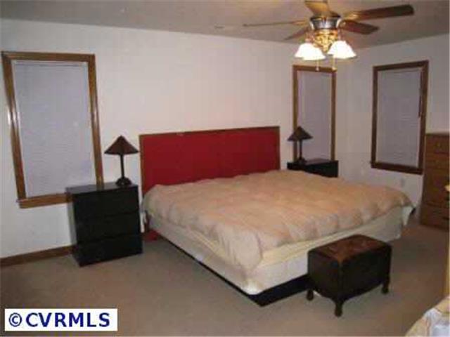 3656 Custis Millpond Rd, West Point, VA 23181 photo 1