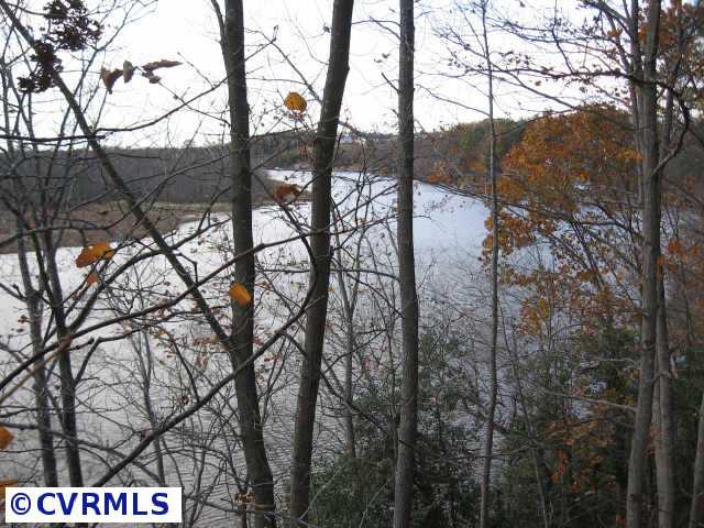 1005 Point Of Rocks Rd, Chester, VA 23836 photo 1