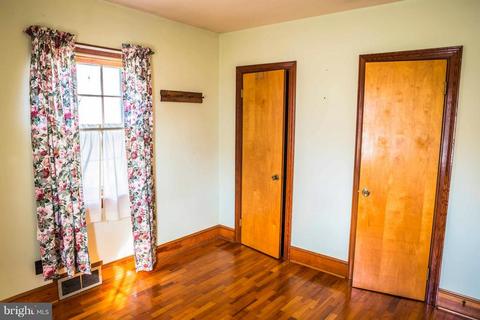 915 Fodderstack, Flint Hill, VA 22627 photo 14