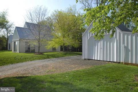 8181 Frogtown Rd, Marshall, VA 20115 photo 2