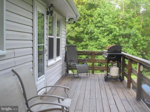 5363 Providence Ln, Sumerduck, VA 22742 photo 6