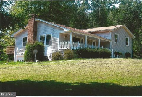 5363 Providence Ln, Sumerduck, VA 22742 photo 2
