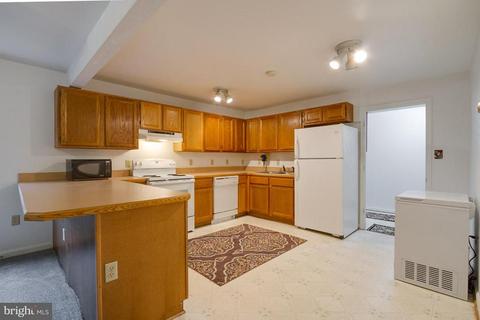 38 Gore Rd, Castleton, VA 22716 photo 5